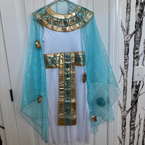 Cleopatra Halloween Costume  - Picture 2 of 4